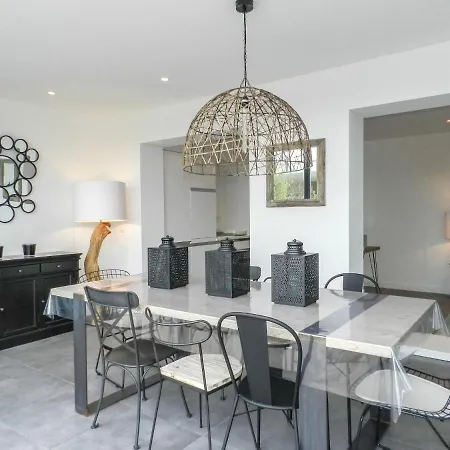 Apartman Chateau-6 *