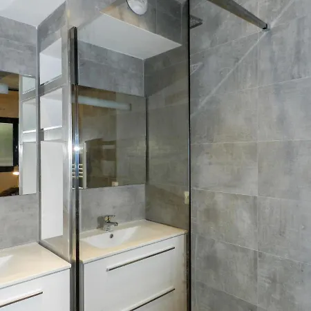 Chateau-6 Apartman *